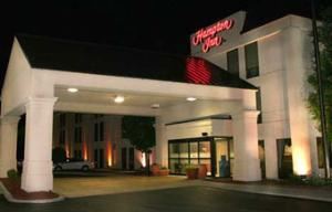 Hampton Inn Port Huron, Port Huron — Welcome to the Hampton Inn Port Huron hotel, in Michigan, where you will find everything you need, including complimentary in-room high-speed wireless internet access and our "On the House"® breakfast. This Port Huron Hampton Inn hotel, in Michigan, is in the heart of the Beautiful Blue Water Area and only three miles from McMorran Arena and Convention Center. The Hampton Inn Port Huron hotel is the perfect choice in Michigan!