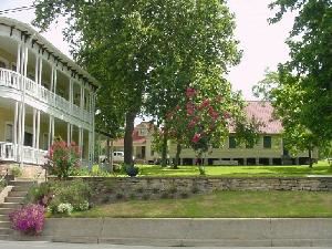 Knittel Homestead Inn