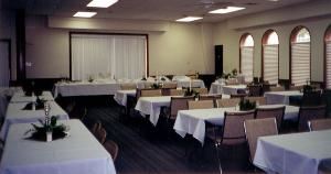 Conference Room, Rolling Fork Recreational Club, Houston