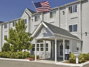 Auburn Travelodge Suites