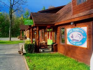 Pere Marquette River Lodge, Baldwin