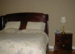 King's Room, Sleepy Hollow, Clemson