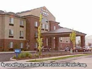 Holiday Inn Express Hotel & Suites Albany, Albany