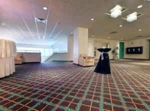 Foyer, Holiday Inn Select & Suites Minneapolis International Airport-Mall Of America, Bloomington