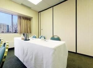 Duchess Room, Holiday Inn Select & Suites Minneapolis International Airport-Mall Of America, Bloomington