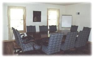 Library, Springcreek Inn, Joelton