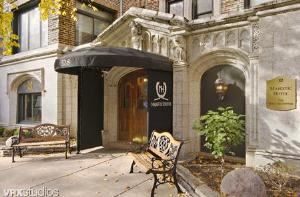 Neighborhood Inns - Majestic Hotel