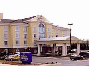 Holiday Inn Express Hotel & Suites Columbia-I-26 @ Harbison Boulevard, Columbia