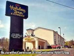 Holiday Inn Express Covington