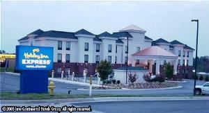 Holiday Inn Express Hotel & Suites - Petersburg/Dinwiddie, Petersburg