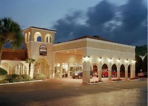 Clarion Inn and Conference Center, Gainesville — Holiday Inn West Front Entrance