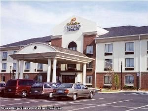Holiday Inn Express Hotel & Suites Easton