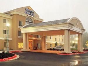 Holiday Inn Express & Suites Longview