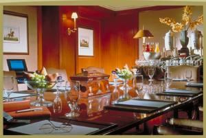 Rockefeller, Omni Berkshire Place, New York — Rockefeller Boardroom