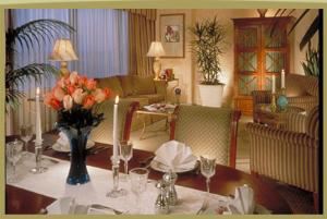 Parlor, Omni Charlotte Hotel, Charlotte