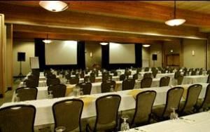 Mt Jefferson Room, Seventh Mountain Resort, Bend