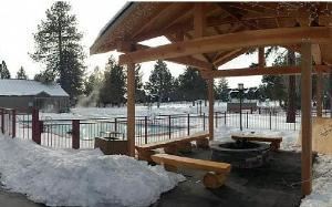 Outside Dining Deck, Seventh Mountain Resort, Bend