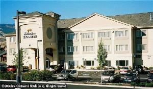 Holiday Inn Express Hotel & Suites - Ashland