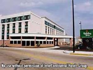 Holiday Inn Hotel & Suites Huntington-Civic Arena