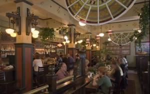 McMenamins Pub, McMenamins Hotel Oregon, McMinnville