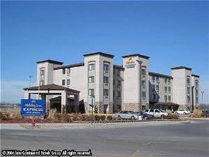 Holiday Inn Express Hotel & Suites -Carter Lake(Omaha Airport), Carter Lake