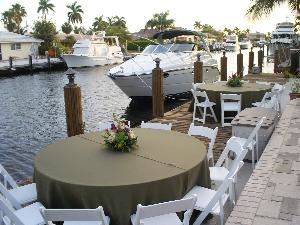 From a simple celebration to an elegant affair, intimate gaterings to large groups, everyone, from host to guest, will have a "Spectacular Affair".