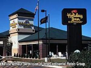 Holiday Inn Express Germantown (Nw Milwaukee), Germantown
