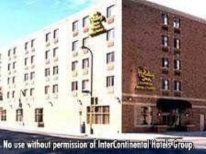 Holiday Inn Express Hotel & Suites-Minneapolis-Downtown (Convention Center)