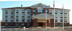 Holiday Inn Express Hotel & Suites-North East, North East