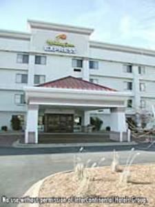 Holiday Inn Express Fort Campbell-Oak Grove