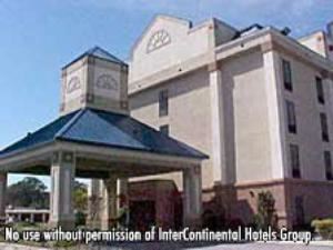 Ramada Hotel & Suites Statesboro