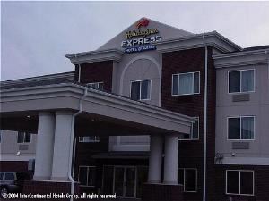 Holiday Inn Express Hotel & Suites Vermillion