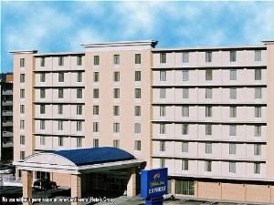 Holiday Inn Express Waterbury