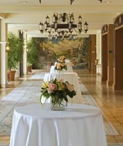 Plaza Del Sol, Hyatt Westlake Plaza in Thousand Oaks, Westlake Village