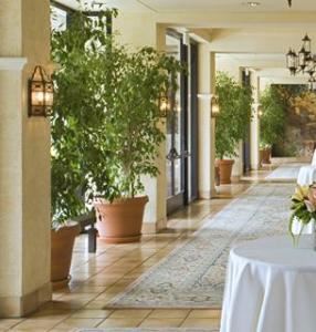 Plaza De Cataluna, Hyatt Westlake Plaza in Thousand Oaks, Westlake Village