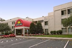 Days Inn Oyster Point & Meeting Center