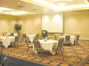 Embassy Ballroom, Embassy Suites Hotel Atlanta-Airport, Atlanta — Embassy Ballroom