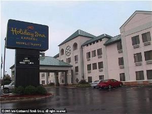 Holiday Inn Express Hotel & Suites Fenton (I-44)