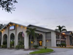 Howard Johnson Inn - West Melbourne Florida, Melbourne