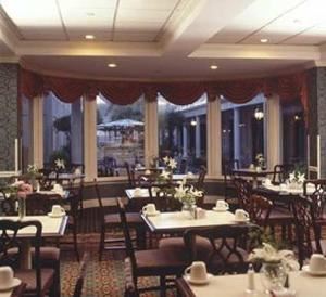 Wando Room, Doubletree Guest Suites Charleston-Historic District, Charleston