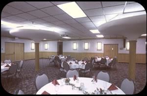 Banquet Room, Jorgenson's Inn & Suites, Helena — Well equipped meeting rooms that accommodate a 10-person business retreat up to a banquet for 300 people Comfortable lounge where friends and business acquaintances gather for conversation and relaxation. Business center complete with computer, Internet access, fax and copy machine. Free parking and complimentary airport shuttle.