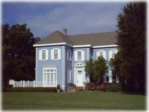 1870 Dowell House Bed & Breakfast, McKinney — Dowell House c1870...a Bed & Breakfast
McKinney, TX 75069