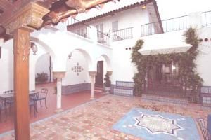 Andalusian Patio, Darlington House, La Jolla