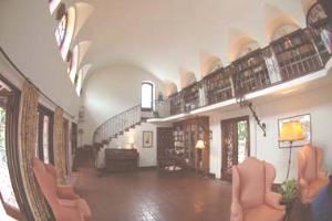 Library, Darlington House, La Jolla