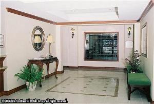 Holiday Inn Express Hotel & Suites Concordia US81