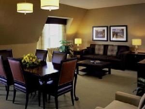Valcour Room, Sheraton Burlington Hotel & Conference Center, South Burlington — Shelburne Room