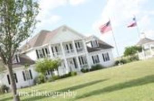 Graceland Hights Ranch Grounds, Graceland Hights Ranch, Georgetown — Our front lawn is available for large events.