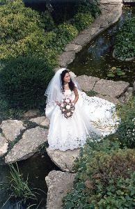 Open Air Facilities, Dubuque Arboretum and Botanical Garden @ Marshall Park, Dubuque — Wedding photos in an outdoor location.