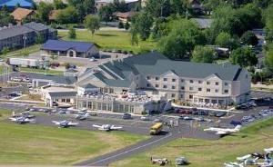 Welcome to The Hilton Garden Inn Oshkosh