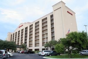 Hampton Inn Cocoa Beach, Cocoa Beach — Welcome to the Hampton Inn Cocoa Beach
